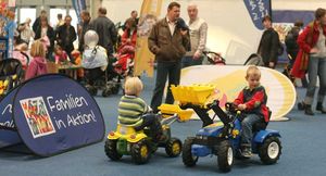 독일 하노버 베이비 페어 2022 brand background image