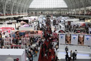 영국 올림피아 뷰티 박람회 2026 brand background image