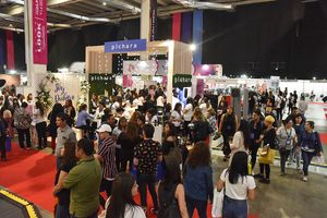 칠레 산티아고 뷰티 살롱 박람회 2023 brand background image