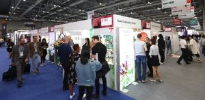 홍콩 코스모프로프 아시아 2023 brand background image