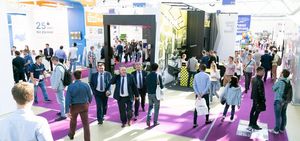 러시아 국제 빌딩 서비스 기술 산업 박람회 2026 brand background image