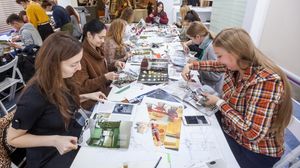 러시아 국제 홈텍스타일 및 인테리어 가구 박람회 2026 brand background image