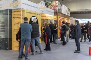 스페인 마드리드 프랜차이즈 전시회 2022  brand background image